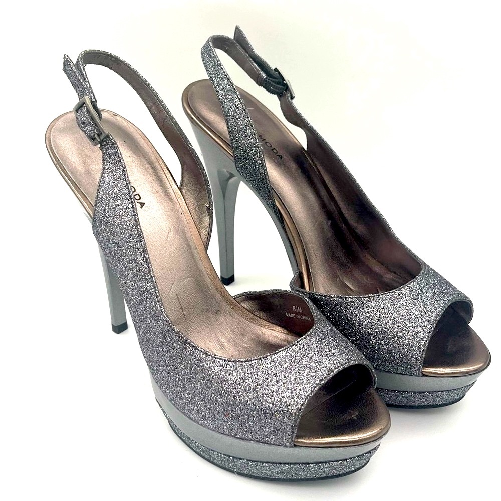 PELLE MODA - Gleam Evening Sandal Pewter Glitter Size 8.5 - New Without Box